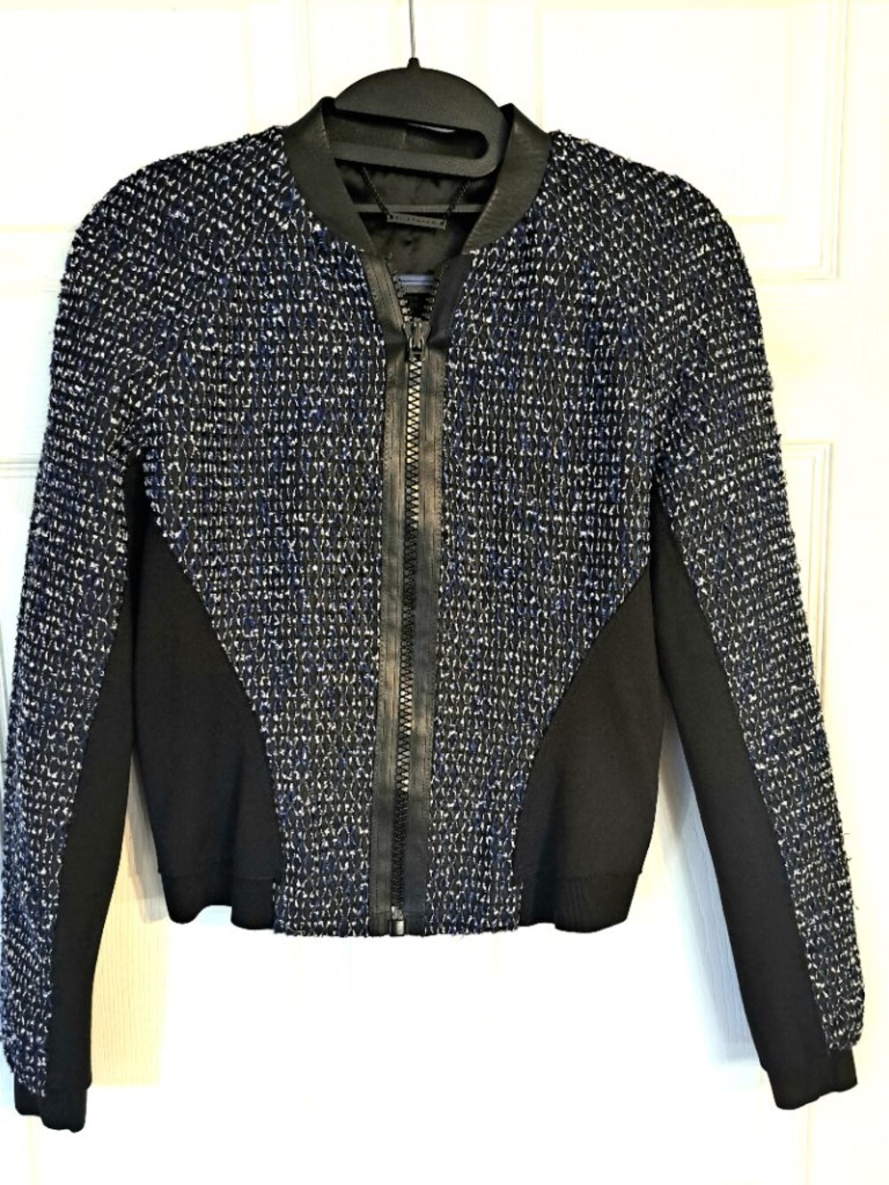 Elie Tahari Cropped Zipper Jacket